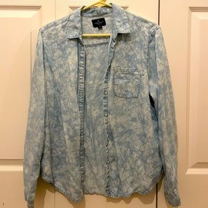 AEO Button Down Shirt